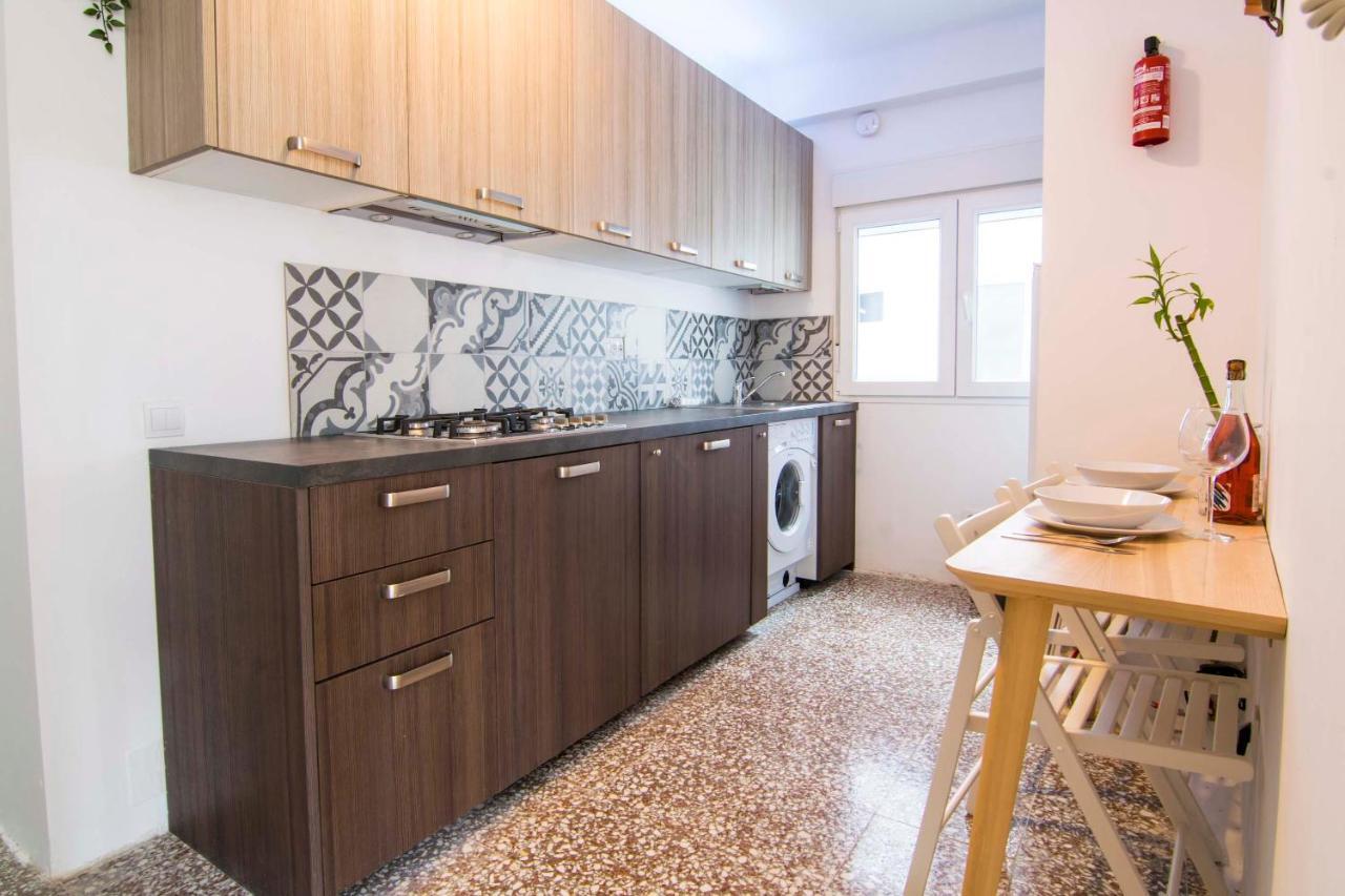 P&P Apartaments Arapiles Málaga Exterior foto